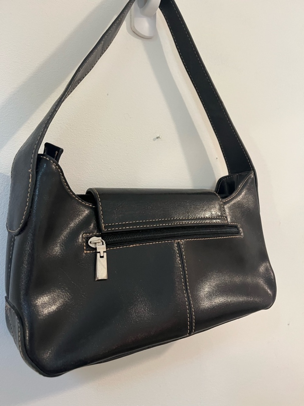 Gucci Black Leather Shoulder Hobo Bag - Picture 16 of 16